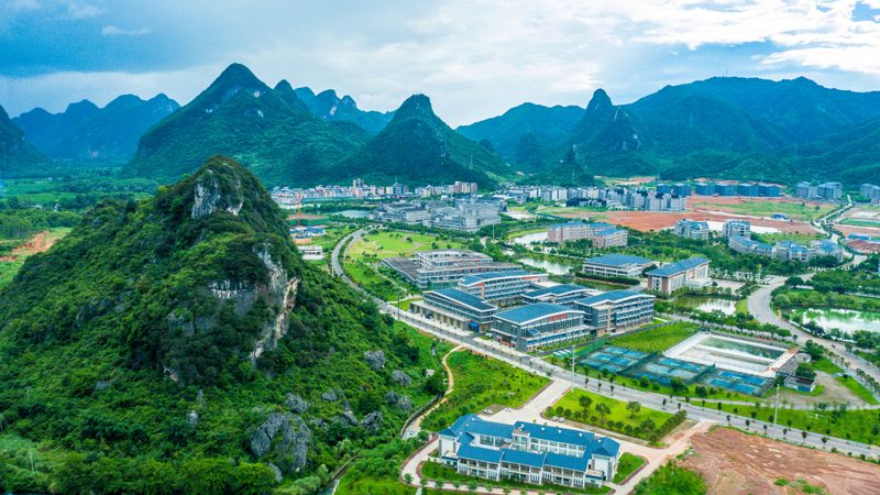 硬件定制开发：成都电子科技公司的核心竞争力